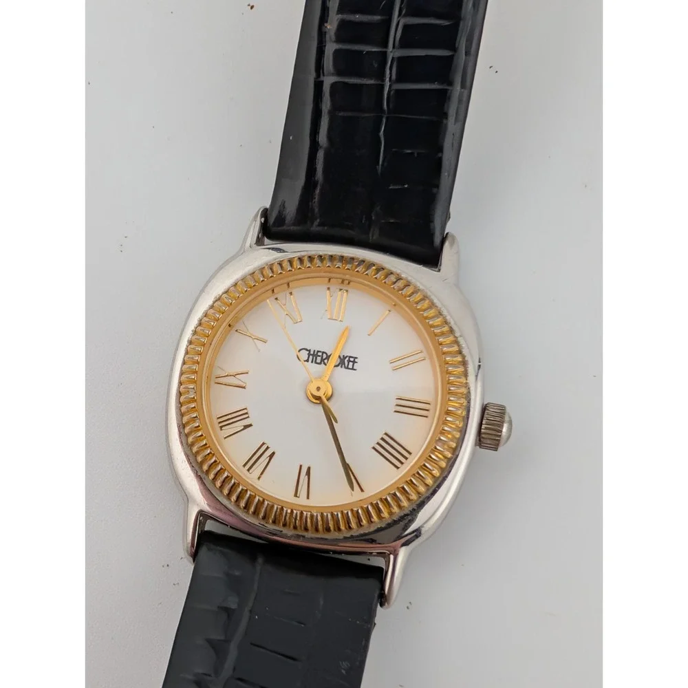 Vintage Cherokee Watch Women‎ 23mm Silver Case Black Leather Band- New Battery